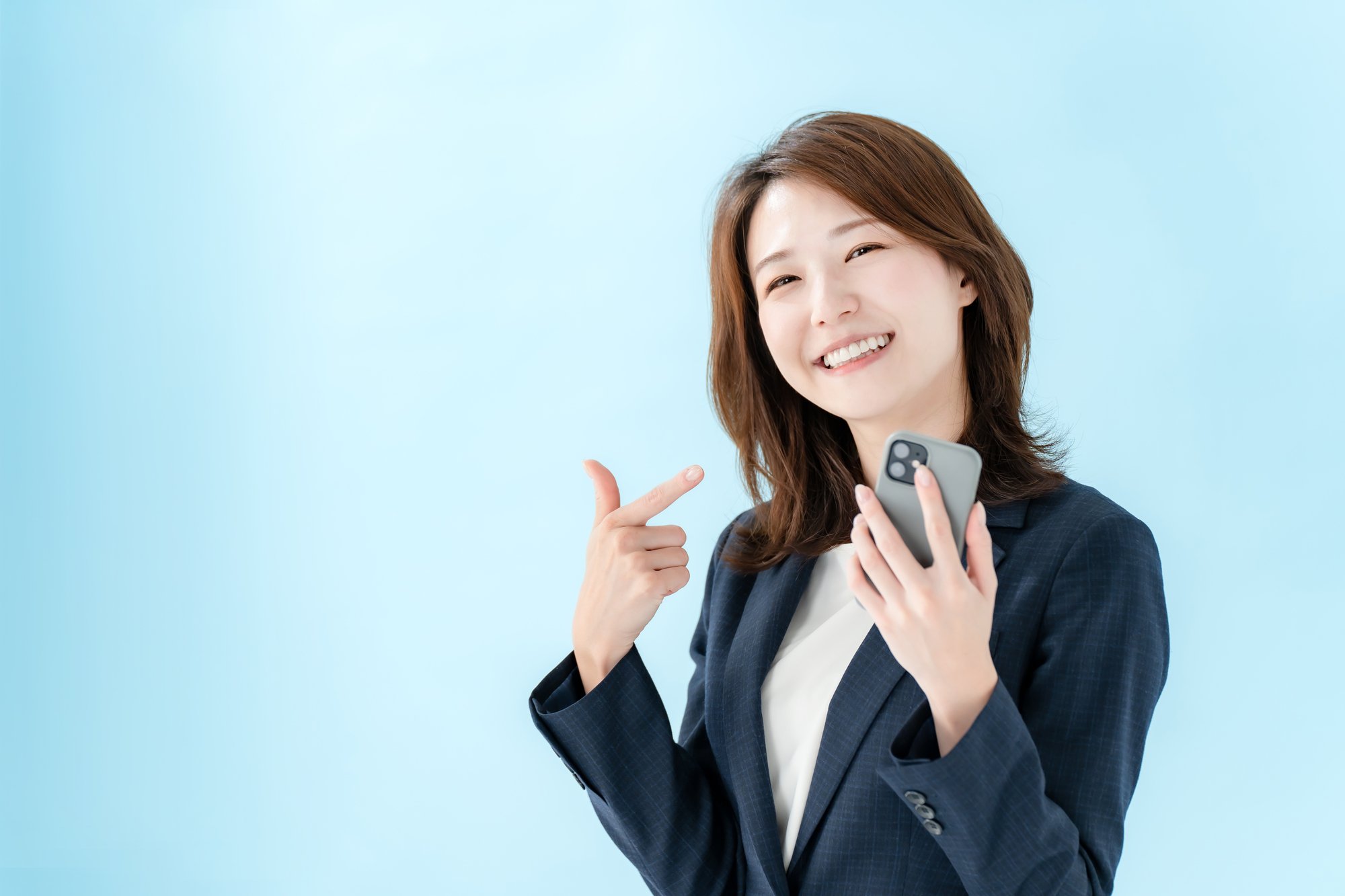 LINE広告のメリット・デメリットや費用相場